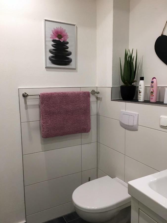 Gaestewohnung A+C Bovet Strasen Exteriör bild